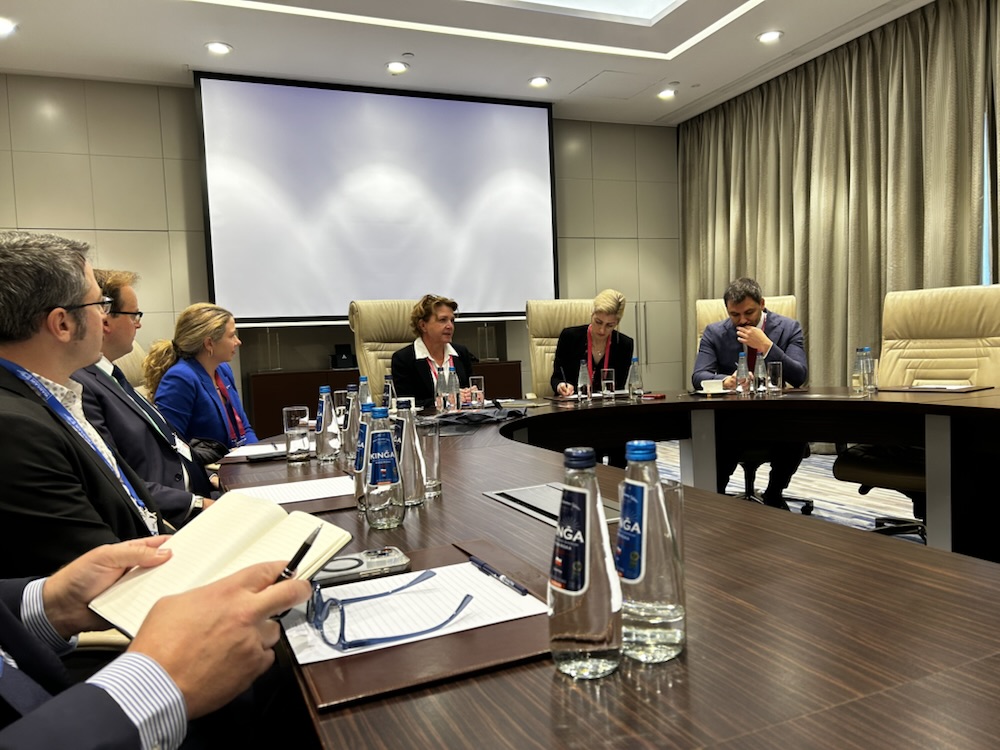 Roundtable meeting at a conference